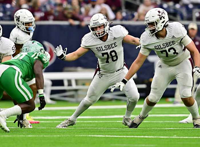 Silsbee vs Cuero December 2, 2022 Photo-Tom Dendy59